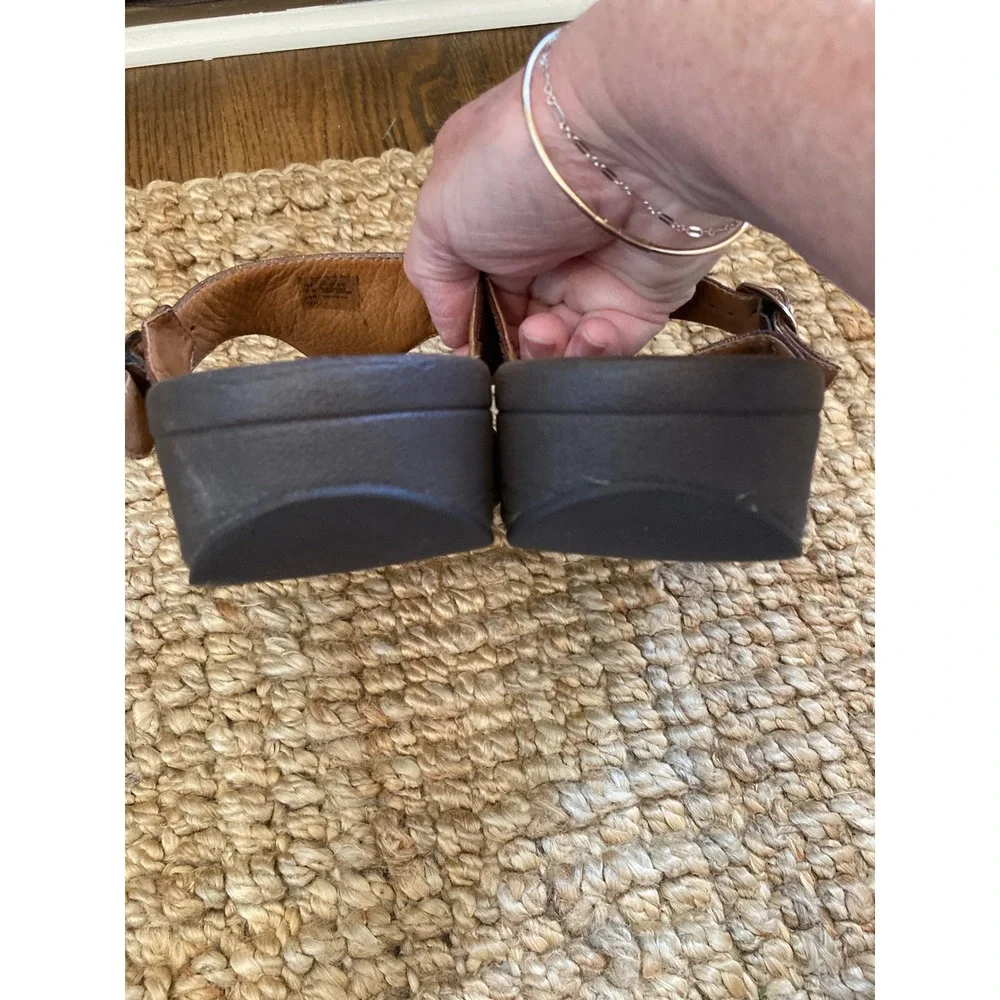 FitFlop Pietra Bronze Metallic Thong Sandals Womens 10 Microwobbleboard 458-012‎